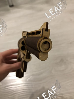   (,  4)